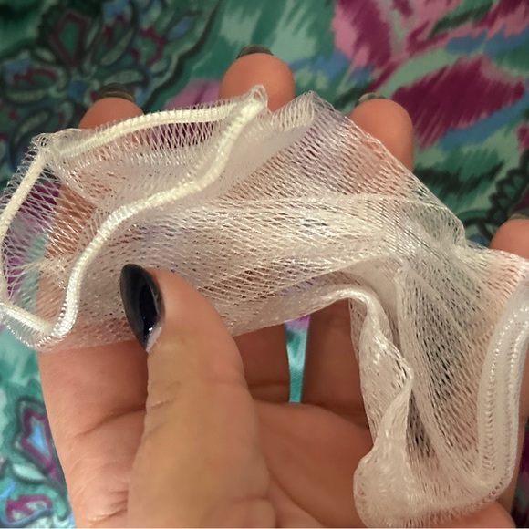 Amococo Kojic Acid Natural Artisanal Bar Soap - Picture 3 of 4